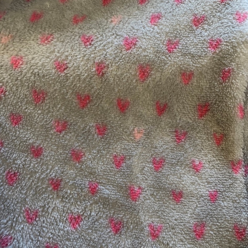 Rae Dunn Love Heart Robe - Picture 6 of 6